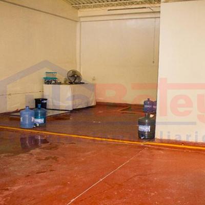 VENTA DE LOCAL COMERCIAL EN JOSÉ LEONARDO ORTIZ